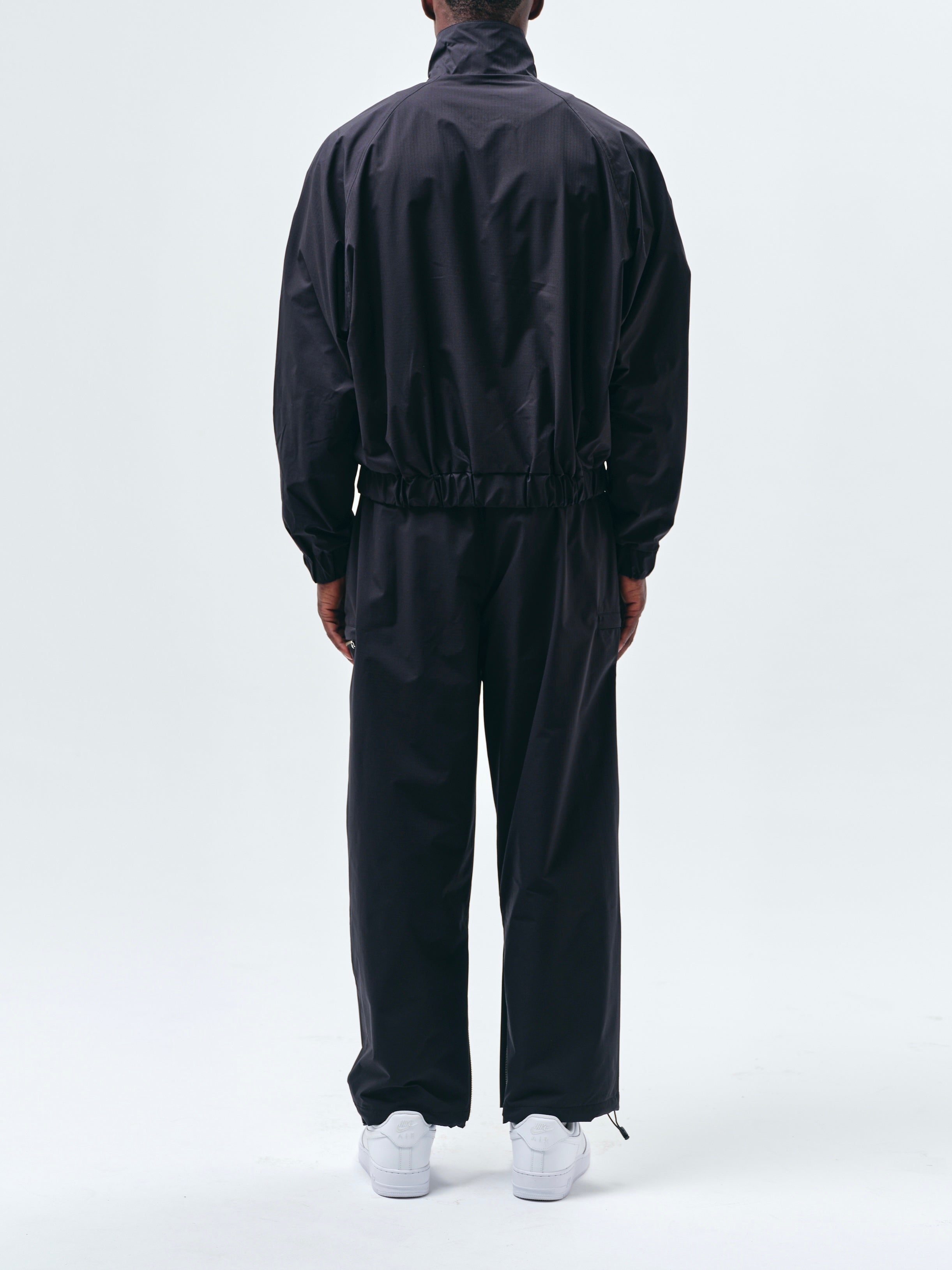 トラックジャケット