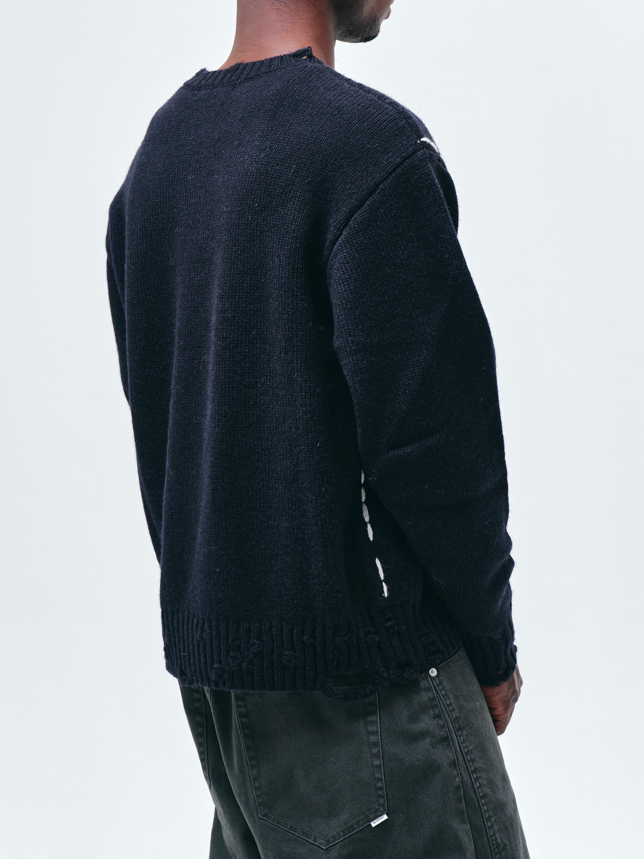 クルーネックセーター