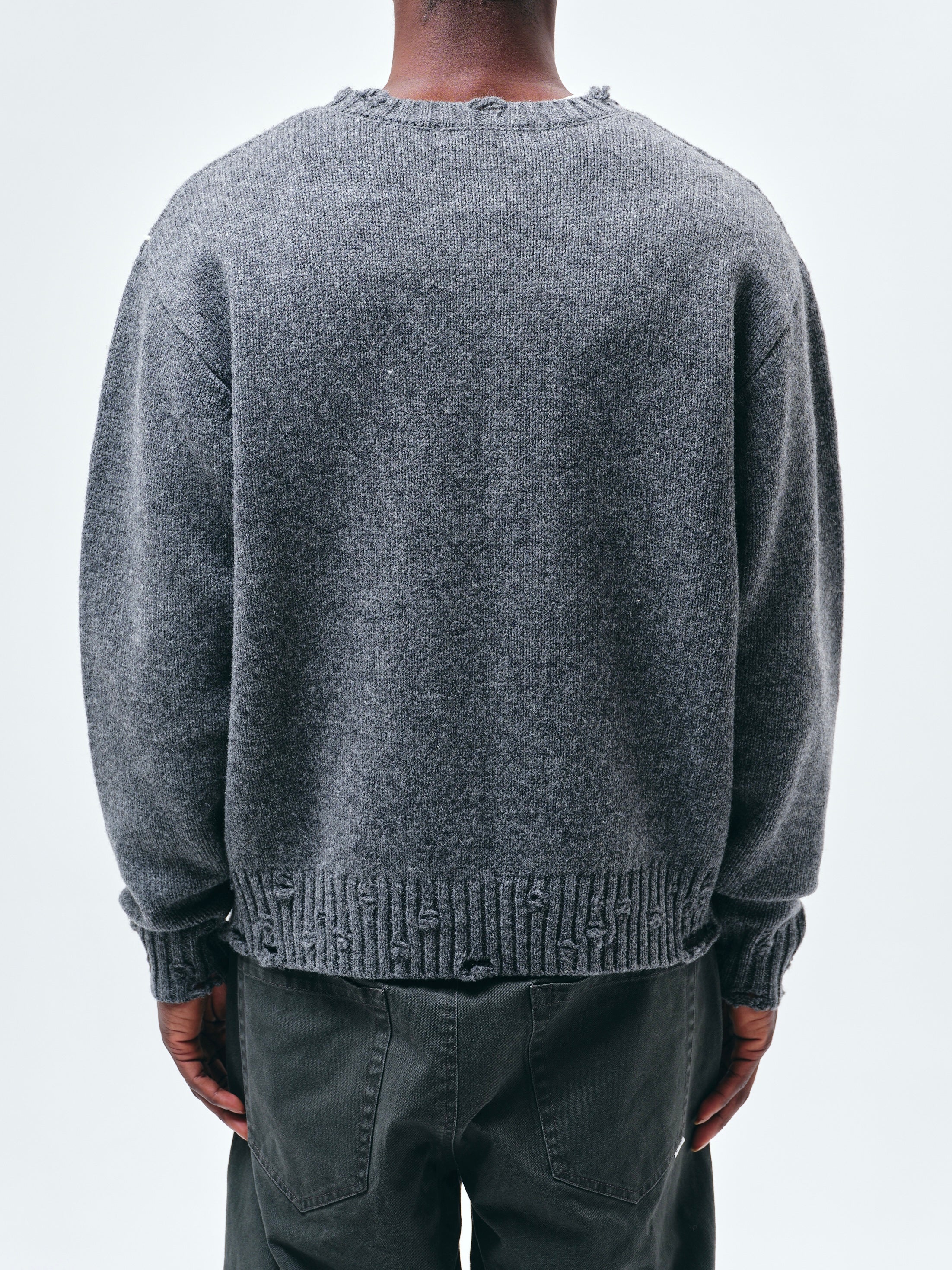 クルーネックセーター