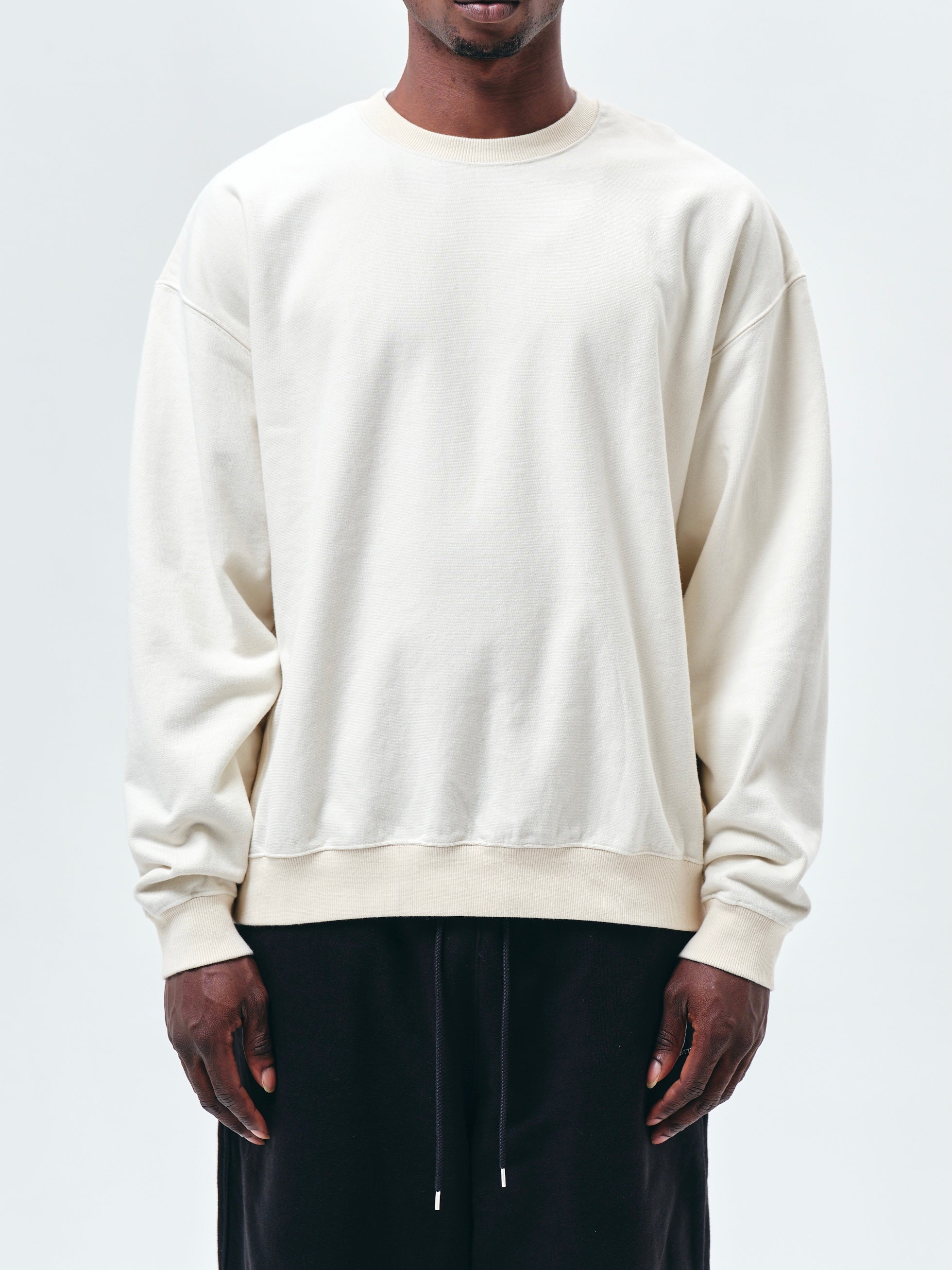 スウェットクルーネック