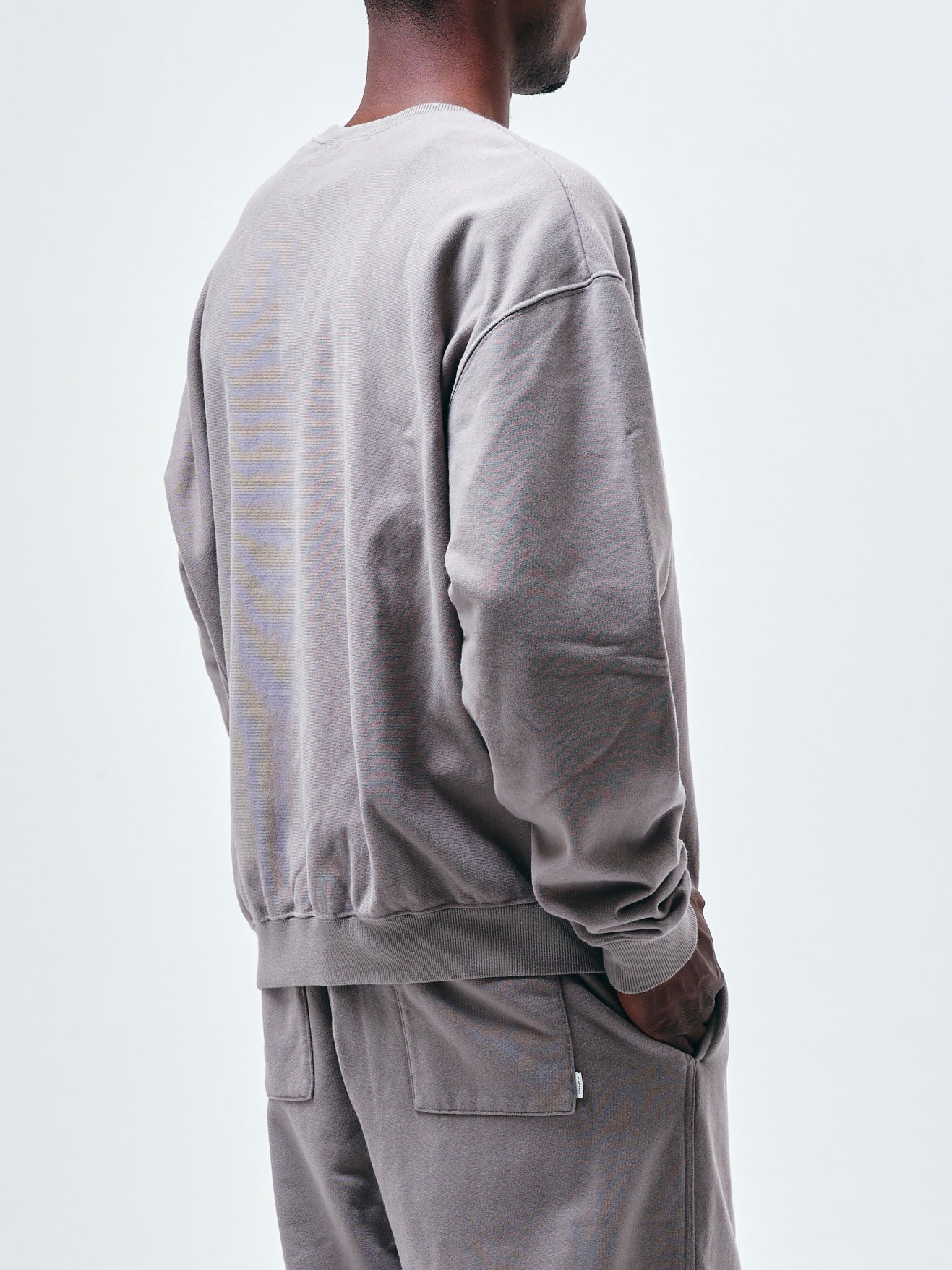 スウェットクルーネック