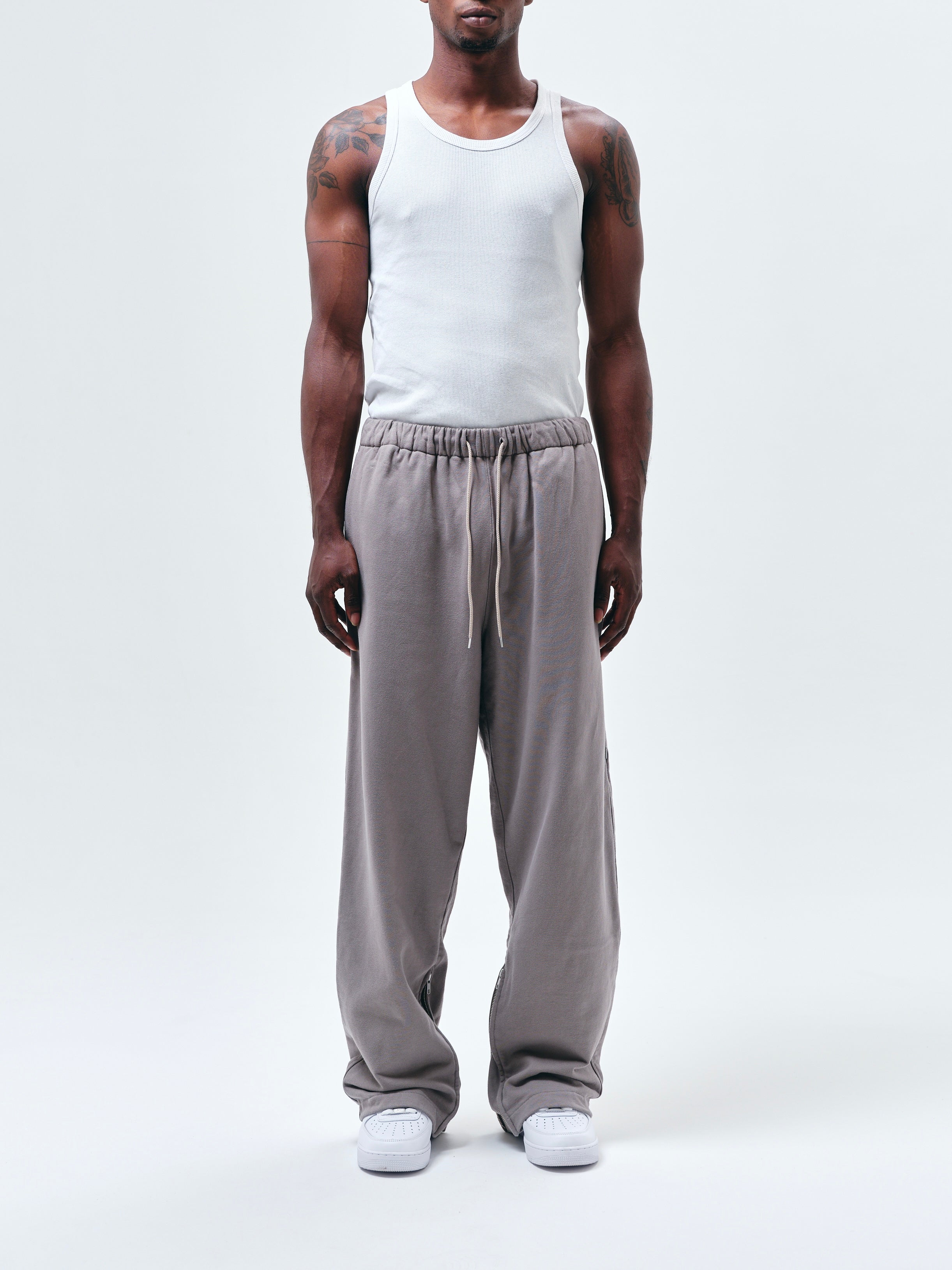 スウェットパンツ